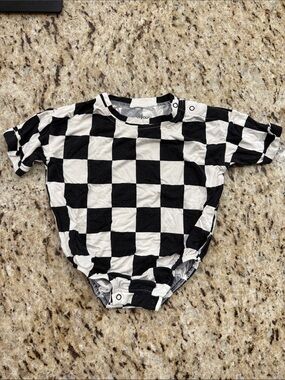 Kids Black & White Checkered Matching Set Bodysuit